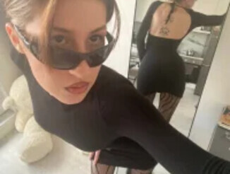 Sarah_rude