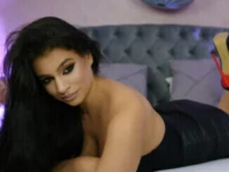 Tessa_Bloom