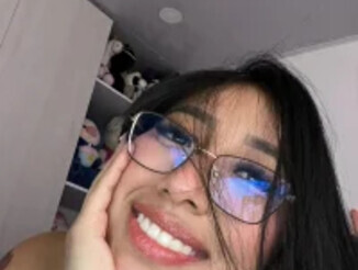 Bella_hart