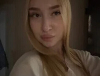 AlinaTeaseX