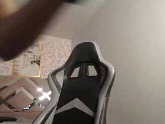 Laurakail_ch