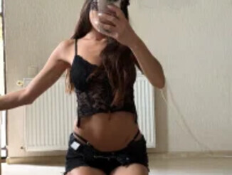 Mia_Cannon