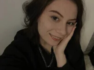 Bella_Stink