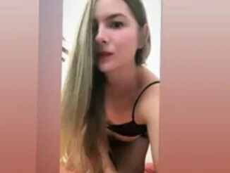 Blondie_angie