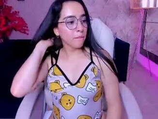 Emiilyy_parker_