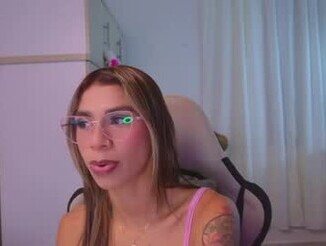Brunetteadams001