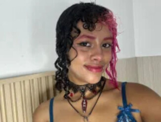 Selena_holt