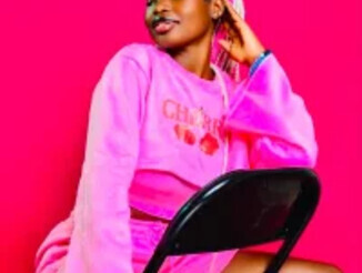 Queen_zuri01