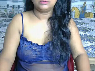 Curvy-bhabi