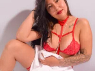 Aria_Santana_