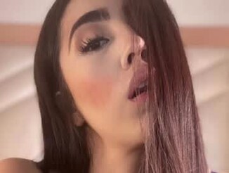 Emi_royse