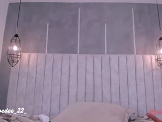Chloe_dee_